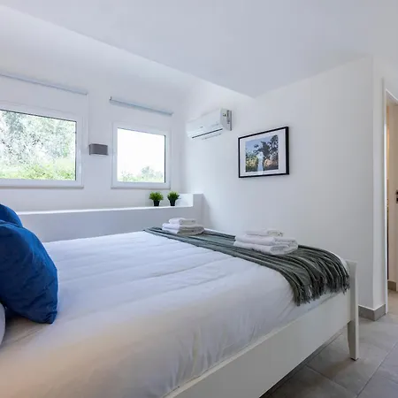Вилла Quinta Azure *